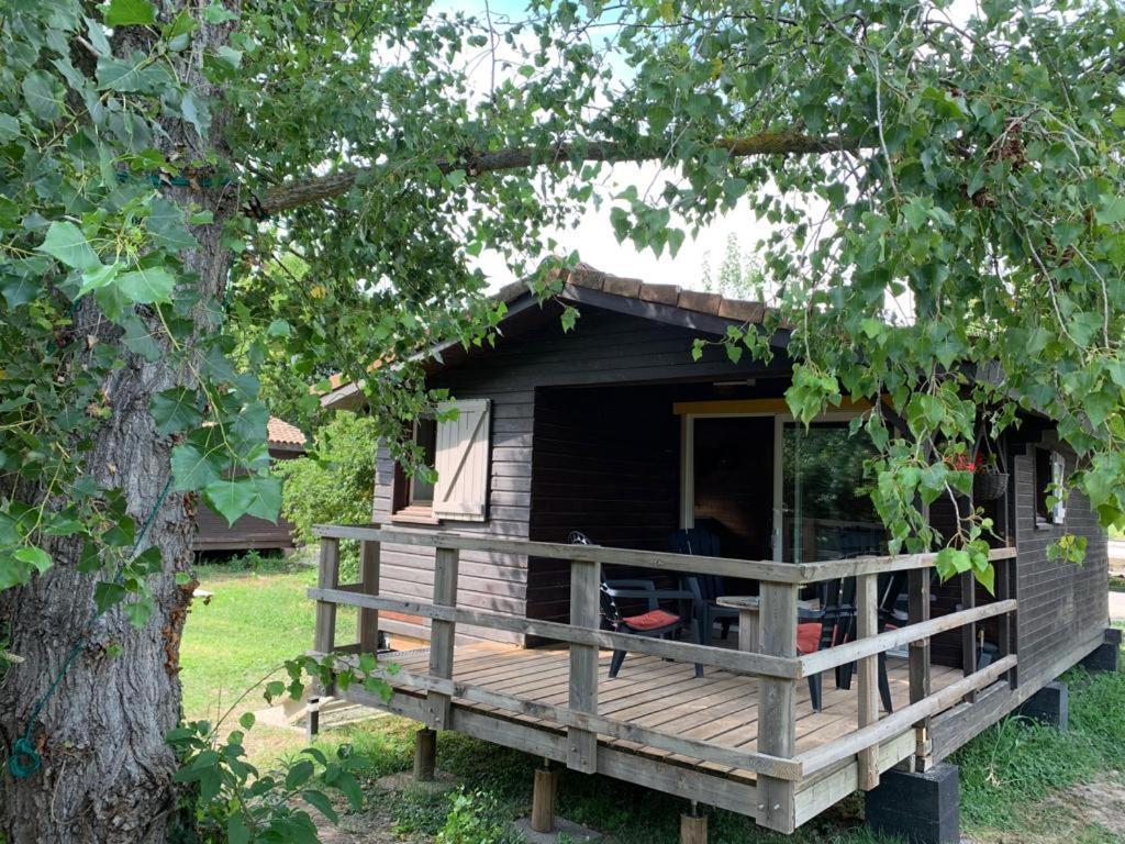 Les Petits Chalets De Dudu La Voulte-sur-Rhone Номер фото